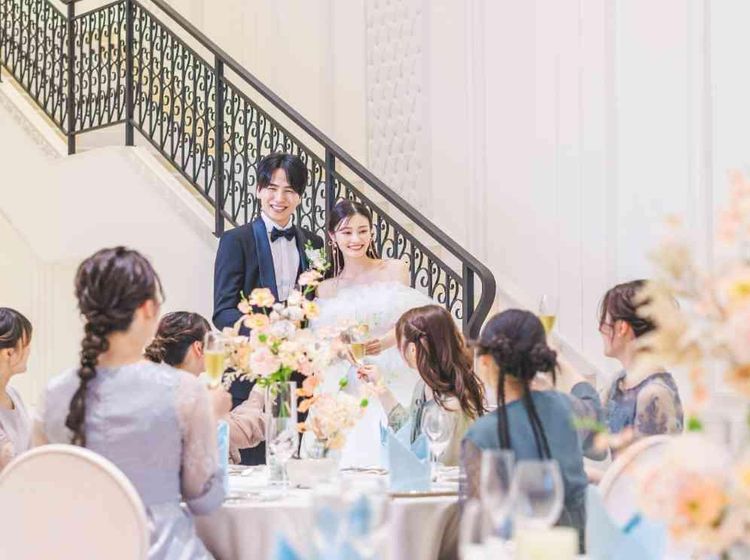 ベルヴィ盛岡 パーティの幕開けにピッタリ！ゲストの注目が集まる大階段入場の画像2