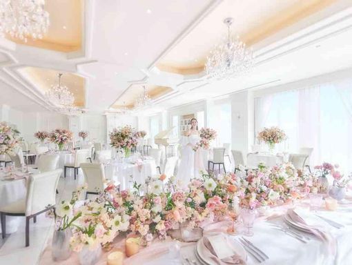 ラグナヴェール仙台 白基調の会場を丸ごと貸し切りの画像3