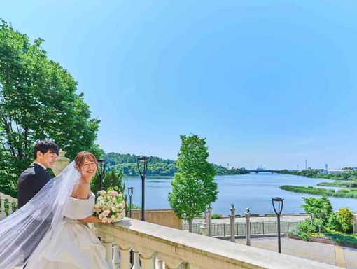 ノートルダム秋田 運河を望む壮大なロケーションの画像1