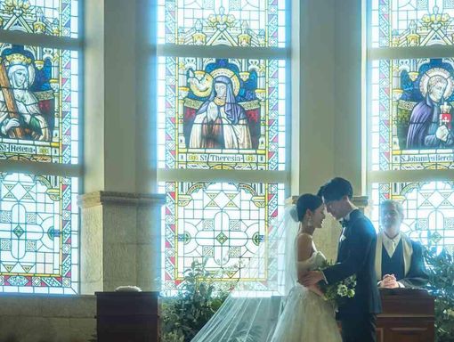 ミ・ピアーチェ 美しい輝きを放つステンドグラスの画像1