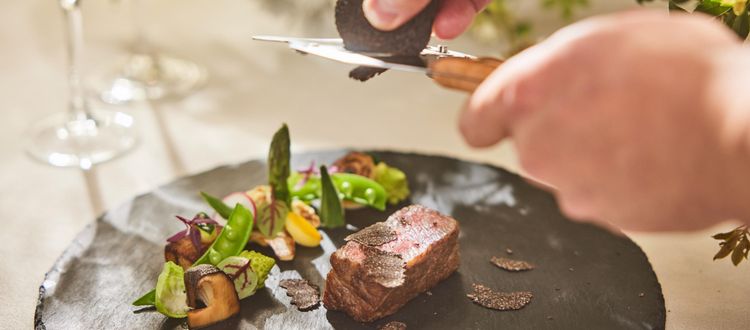 セントヴェルジェ教会 こだわり抜いた食材が織りなす美食の数々で、ゲストをおもてなしの画像