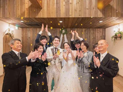 アンシャンテ/バウム 家族や親族だけの結婚式の画像2