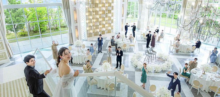 LIARE（リアーレ） 天井高７ｍの大パノラマと、緑溢れるプライベートガーデンを完備の画像