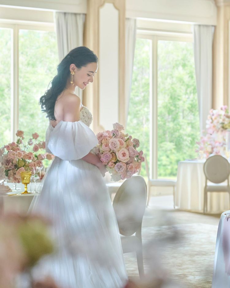 アニヴェルセル 長野 大人の可愛らしさを演出できるスペシャルな空間をご用意しましたの画像1