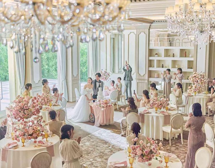 アニヴェルセル 長野 大人の可愛らしさを演出できるスペシャルな空間をご用意しましたの画像3