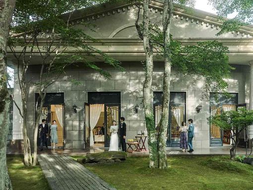 旧軽井沢KIKYOキュリオ・コレクション 会場の外は緑豊かな中庭が広がるの画像2
