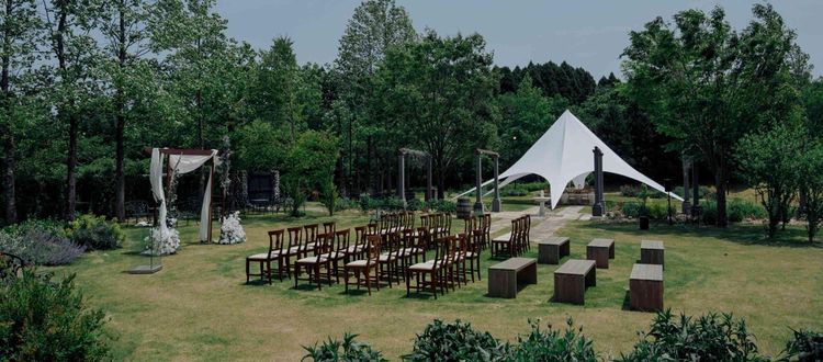 プリムローズガーデン 森と水の教会 美しい敷地の全てが結婚式の舞台にの画像