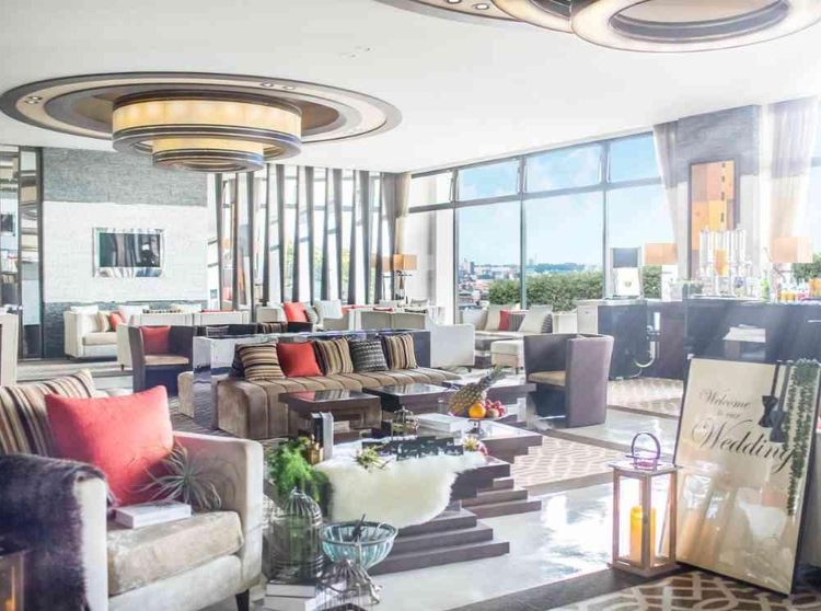 ノートルダム宇部 ゲストに配慮された全天候型披露宴会場は選べる2タイプの画像3