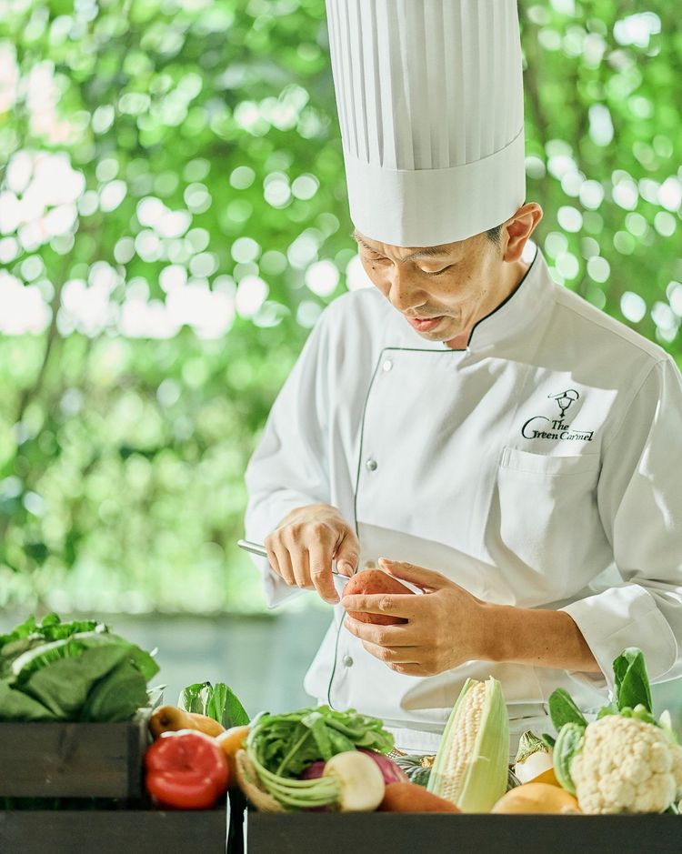 グリーンカーメル テーブルに運ばれる度会話が弾む！お祝いの日らしい華やかな料理の画像1