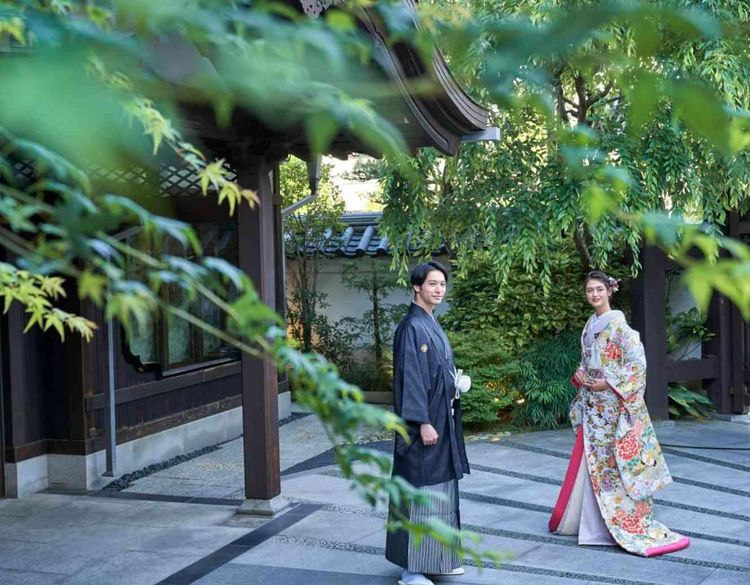 百花籠(ヒャッカロウ) 花嫁の美を引き立てる和装もドレスも似合うレトロモダンな美空間の画像3