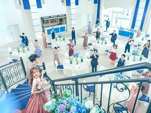 迎賓館シェーナ 開放感溢れる披露宴会場の画像2