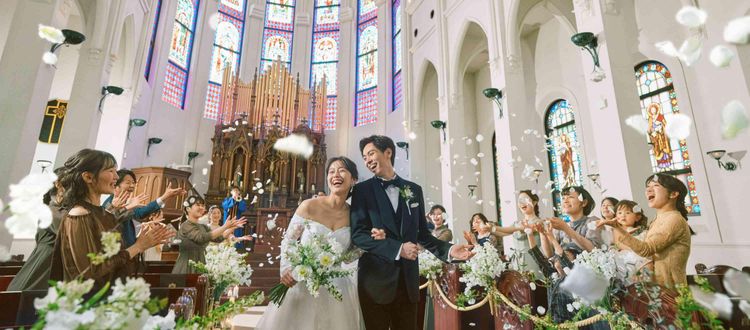 ノートルダム北九州 150年の歴史を重ねた空間で誓う、本格的なセレモニーの画像