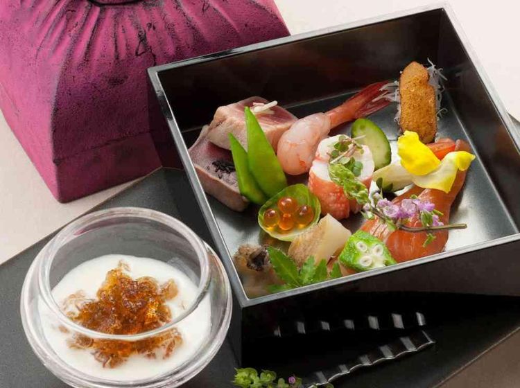 SOLA KOBE 一生に一度の記念日にふさわしい、しあわせを運ぶ料理の画像2