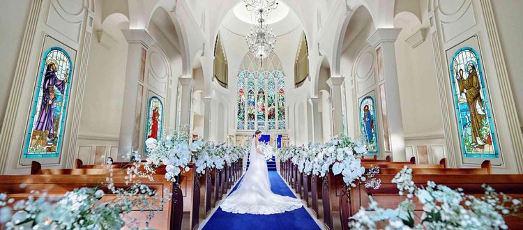 アニヴェルセル みなとみらい横浜 120年の時を重ねてきた歴史ある調度品に囲まれた本格的大聖堂の画像