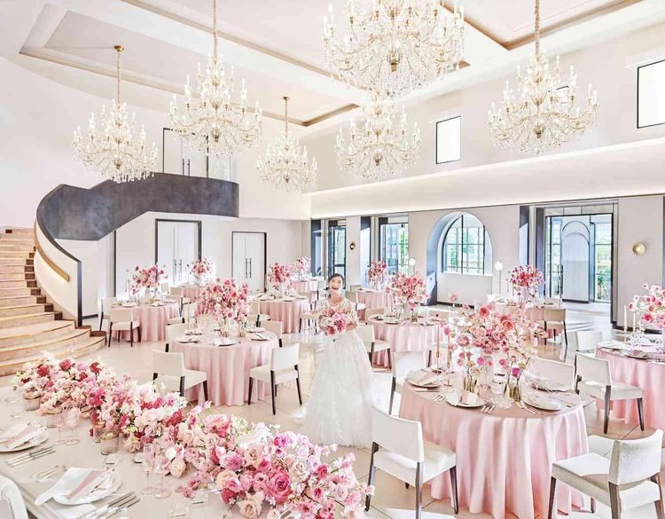 アニヴェルセル みなとみらい横浜 ドラマティックな入場が叶う大階段で憧れウエディングを叶えての画像2