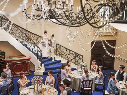 カサデアンジェラ馬車道 憧れの螺旋階段からの入場演出の画像2