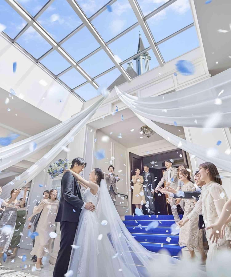 アニヴェルセル 白壁で結婚式 | 結婚式場を探すならハナユメ