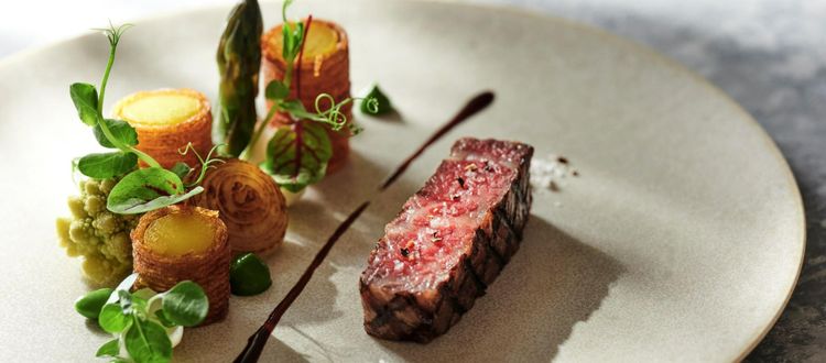 アールベルアンジェミエ できる限り素材自体の旨味を生かした『美しい料理』に…。の画像