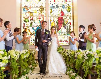 マナーヴィレッジ写風舘 まるで海外のような、随所にアンティークが配されたチャペルの画像3