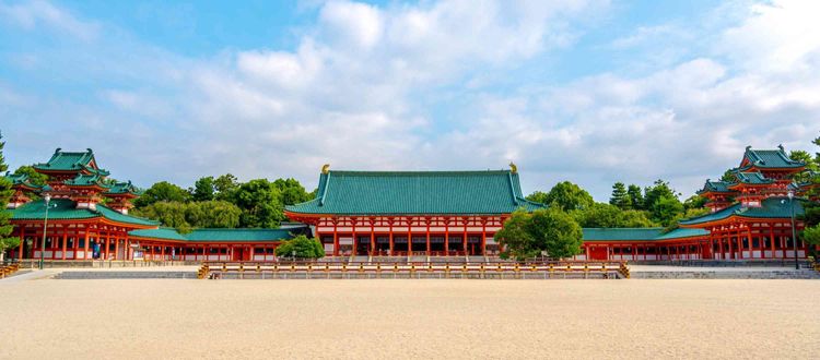 京の都で120余年の時を刻む神殿で叶える、憧れの神前式