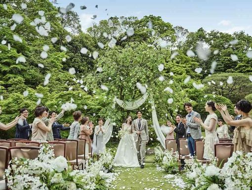 アートグレイス・ウエディングコースト 【緑溢れるガーデン挙式も】の画像3