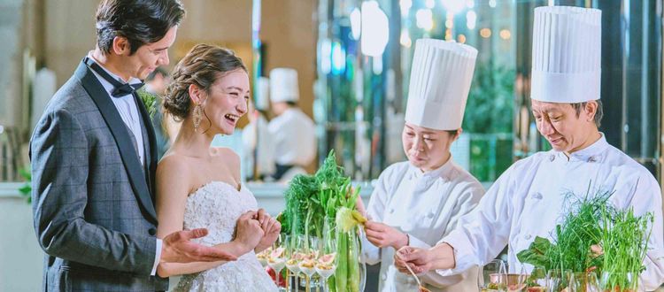 アプローズスクエア 東京迎賓館 口コミ8年連続No.1のお料理をゲストへ届けるの画像