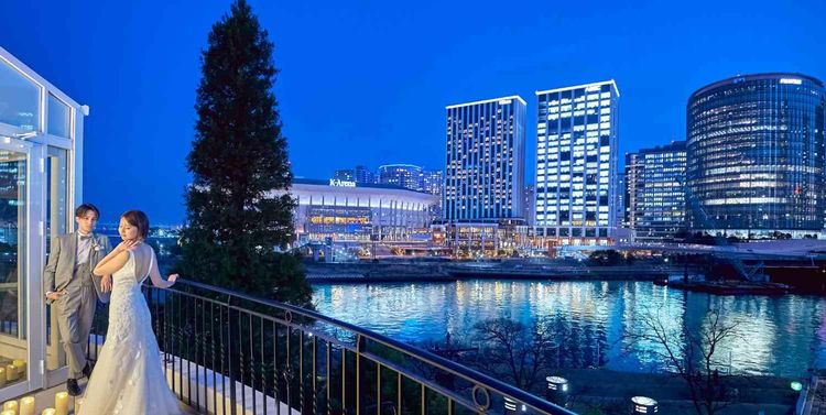 アートグレイスポートサイドヴィラ みなとみらいの夕景から夜景を望む、贅沢なロケーションの画像3
