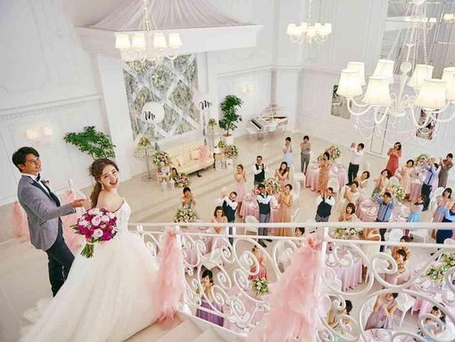 アルカンシエルリュクスマリアージュ大阪 最新設備を整えた披露宴会場の画像3