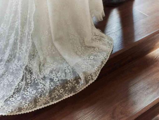 ザ・ジョージアンテラス 木目を基調に。ドレス映え抜群の画像2