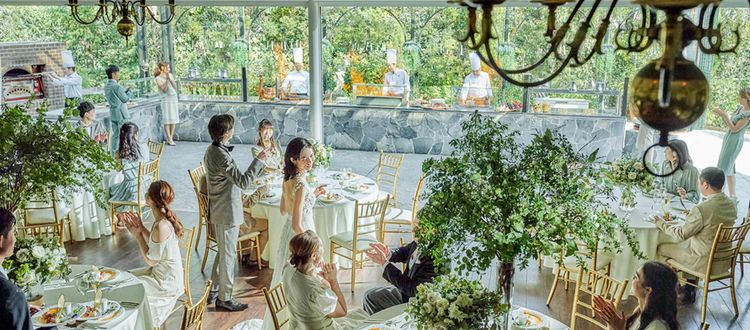 ザ・ジョージアンテラス 緑あふれる邸宅で《安心充実のフェア内容》結婚式まるごと体験!の画像