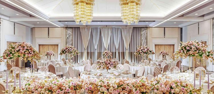 ホテル阪急インターナショナル ふたりのセンスが薫る、洗練空間でゲストをお出迎えの画像