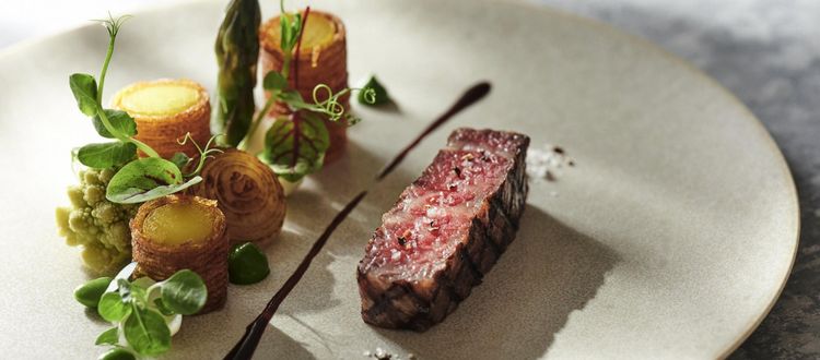 エテルナ高崎 ミシュラン二つ星のレストランで腕を磨いたシェフが織りなす美食の画像