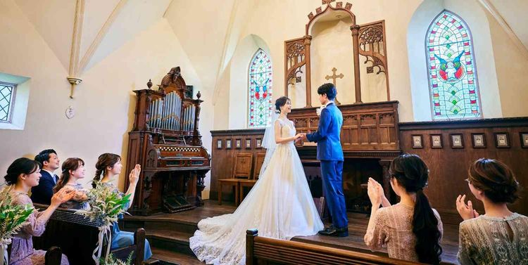 海辺のガーデンハウス リーベリア 古き良き木の温かみを感じる、歴史と美しさが融合したチャペルの画像3