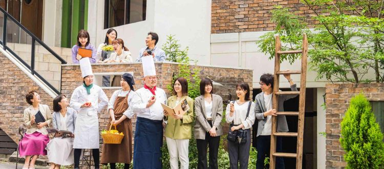 全社員でおこなう【毎週木曜日】会議が結婚式を創り出す鍵