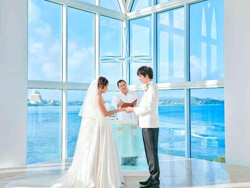 クリスタルチャペル まばゆい輝きのクリスタルクロスの画像3