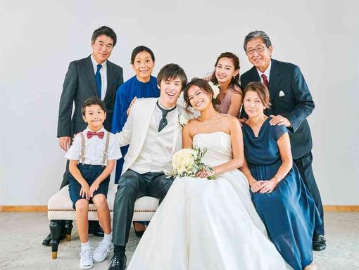 クリスタルチャペル フォトスタジオで家族写真をの画像3