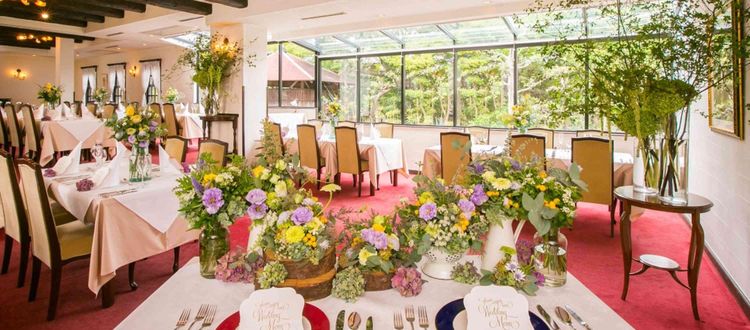 シェコーベ クラシカルな上質空間をおふたりとゲストだけで独占の画像1