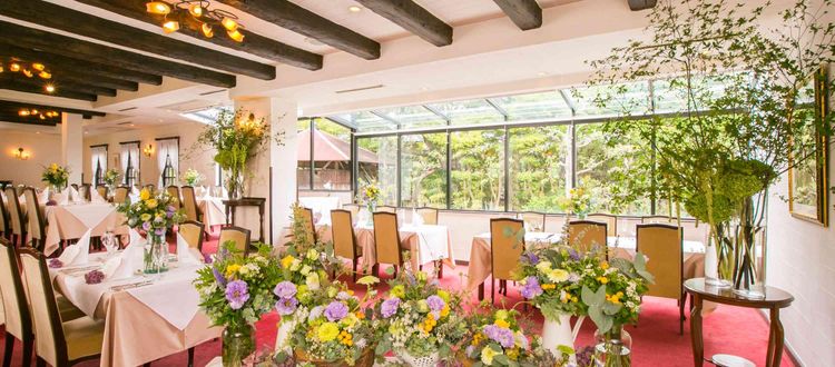 シェコーベ クラシカルな上質空間をおふたりとゲストだけで独占の画像1