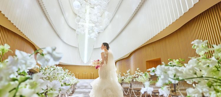 ノートルダム横浜みなとみらい 人生最高に美しい“私”に。
夢見た以上の憧れが叶う瞬間。の画像