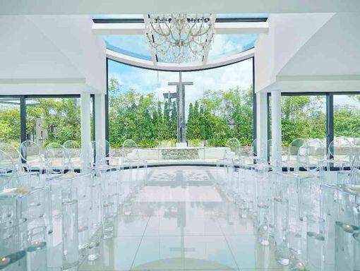 ルシェルブラン表参道 透明感◎のアトリウムチャペルの画像1