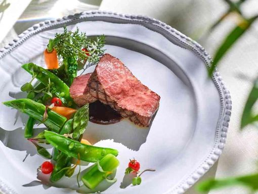 ラグナヴェール スカイテラス 4万円相当の創作フレンチ試食の画像2