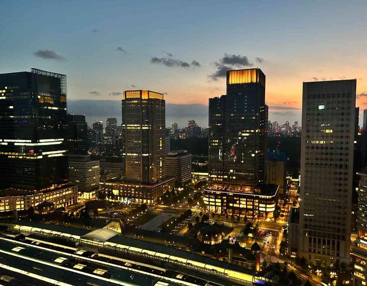 シャングリ・ラ 東京  ゲストの皆様を安心してお迎えいただける好立地の画像3