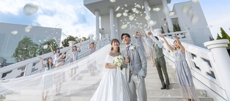 輝きの「白」を基調とした華麗で優美な空間