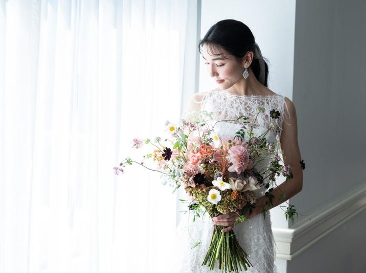 ホテルオークラ東京ベイ 卒花嫁様からも人気のドレスが映えるフォトジェニックな回廊の画像4