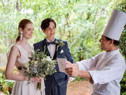 ルージュ:ブラン 料理長自ら新郎新婦と打ち合わせの画像2