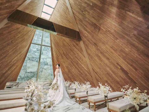 アーフェリーク白金 天井髙9mの開放美の画像1