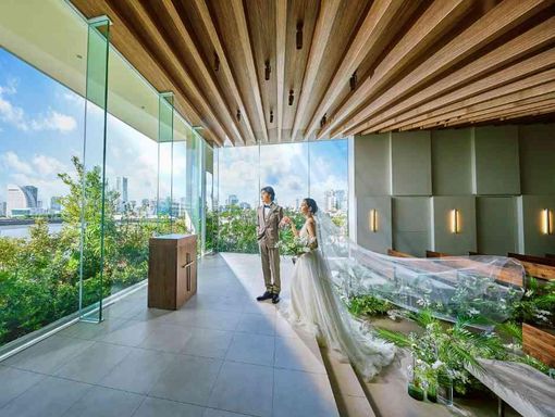 コットンハーバークラブ(横浜) 「木目×緑」スタイリッシュ空間の画像2