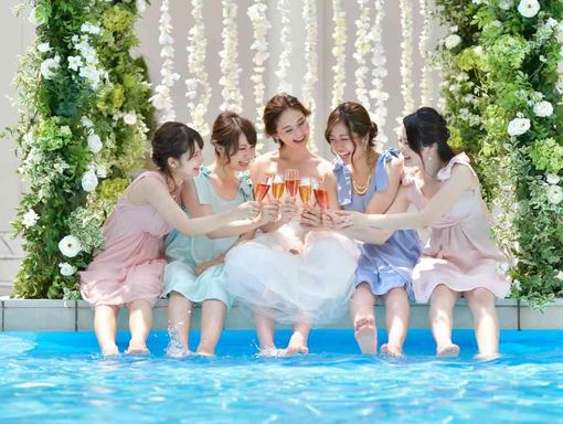 ガーデンヒルズ迎賓館（大宮） プールサイドでガーデンパーティの画像3