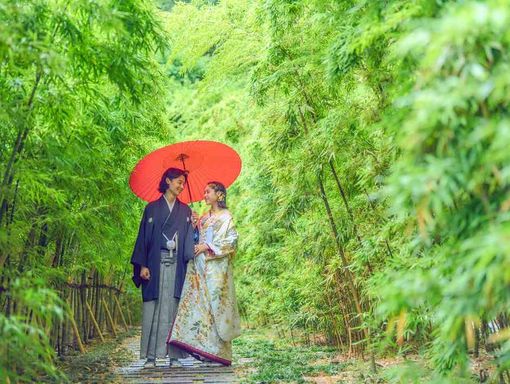 響 風庭赤坂 色鮮やかな打掛が映える竹道の画像1