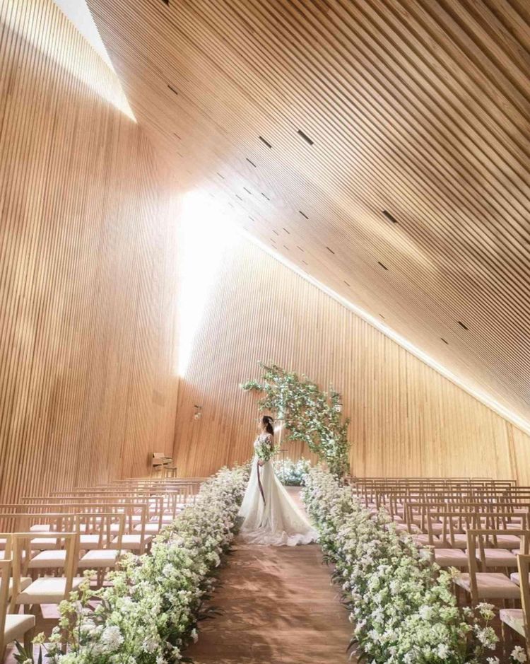 Bon Courage 世界的に活躍する建築家・隈研吾氏が設計を手掛ける教会。の画像1